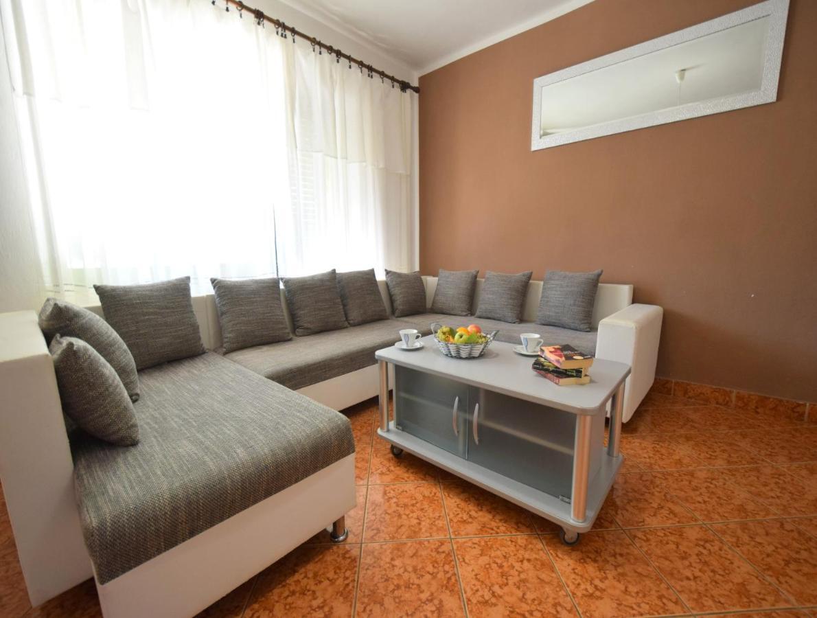 Apartments Blazevic Omišalj Extérieur photo